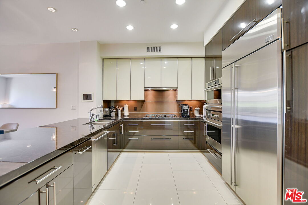 1318 Roxbury Dr Unit: 311