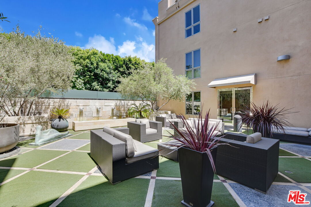 1318 Roxbury Dr Unit: 311