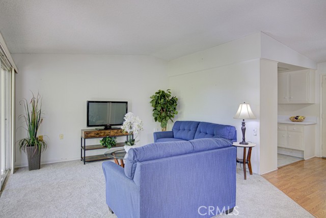 552 Avenida Sevilla Unit: B