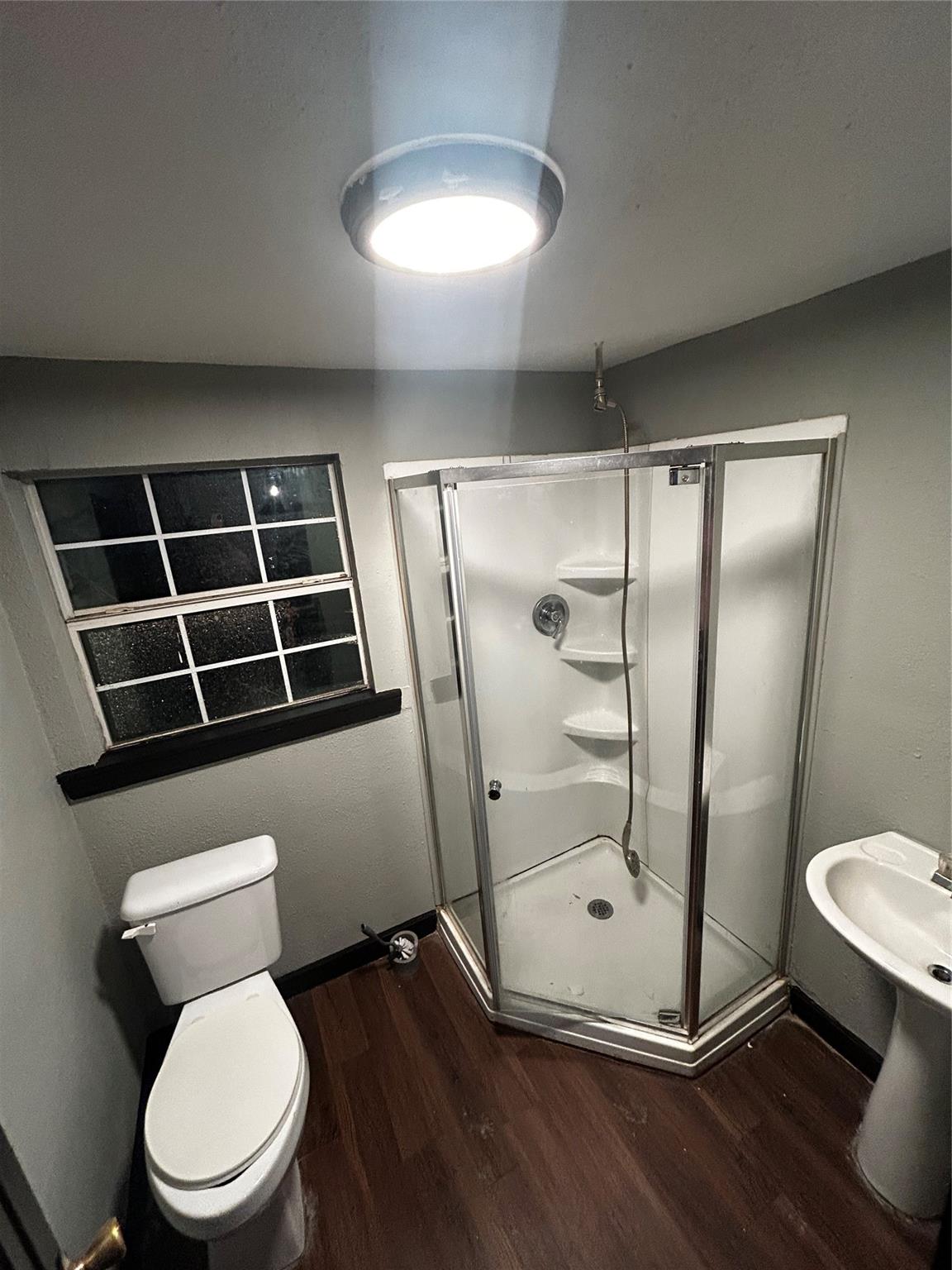 8915 Irvington Boulevard