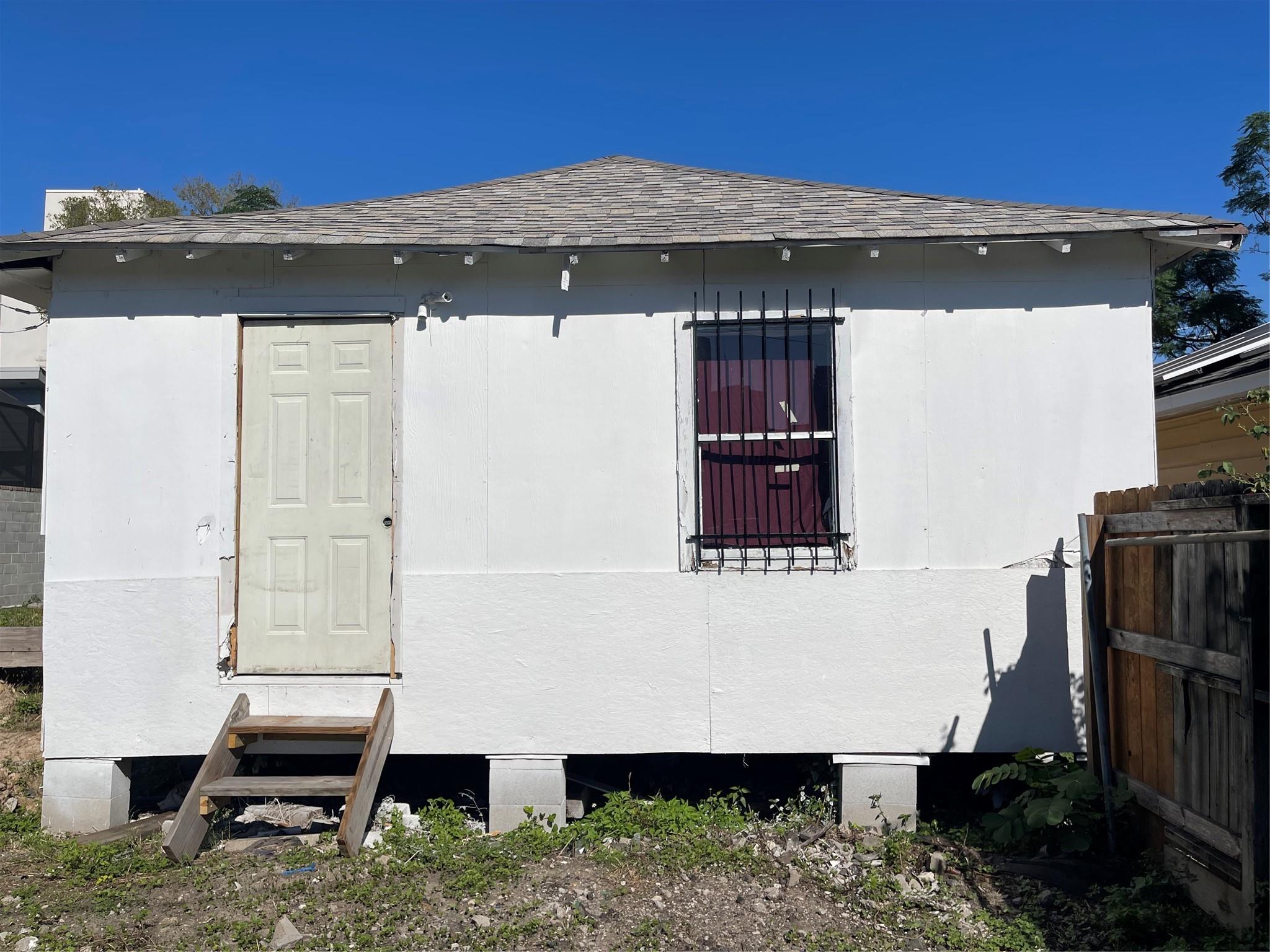1210 Winter Street