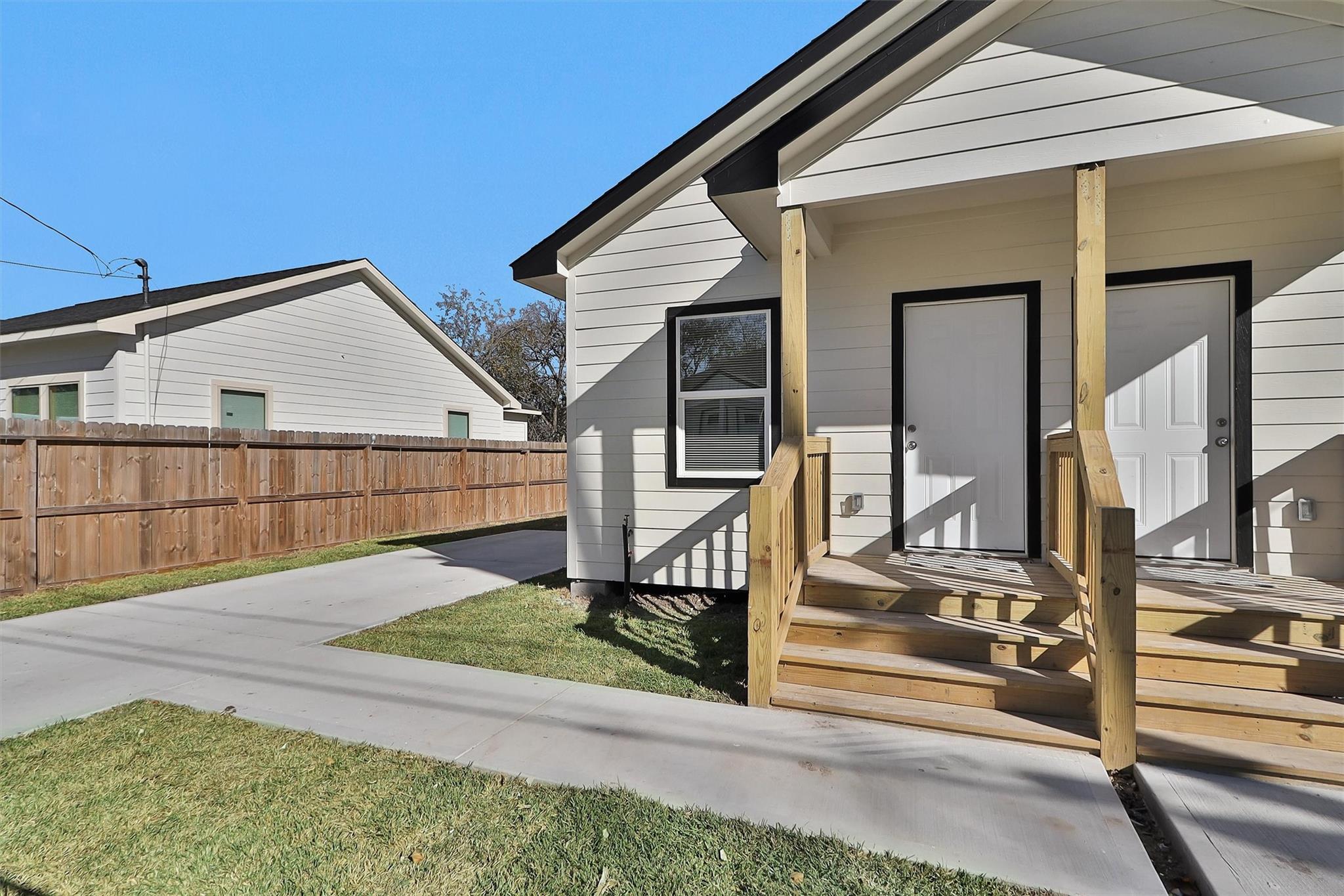 3916 Falls St Street