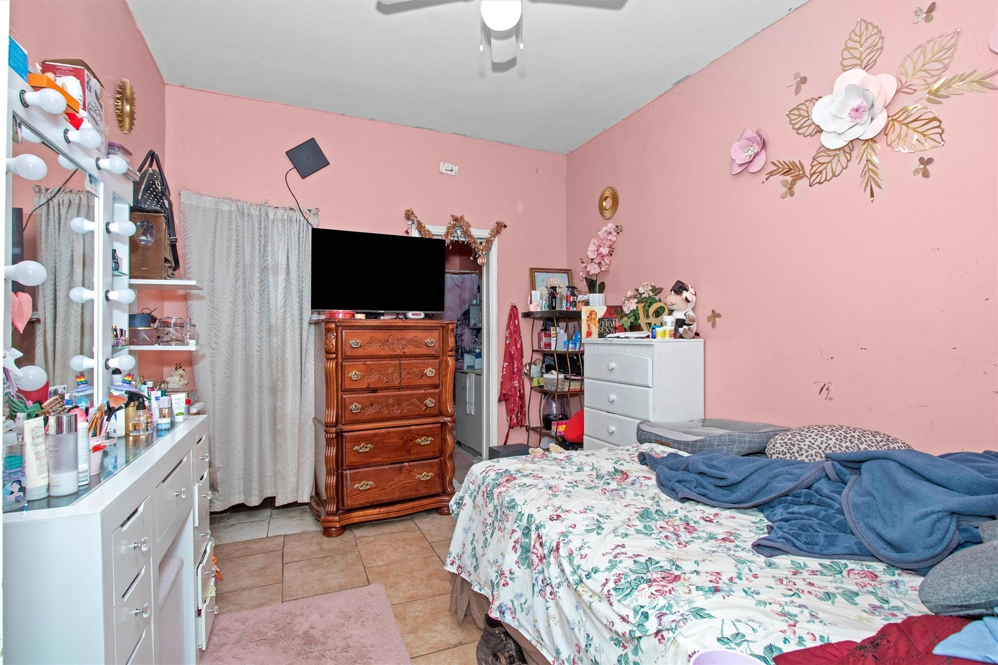 3316 Love Plaza