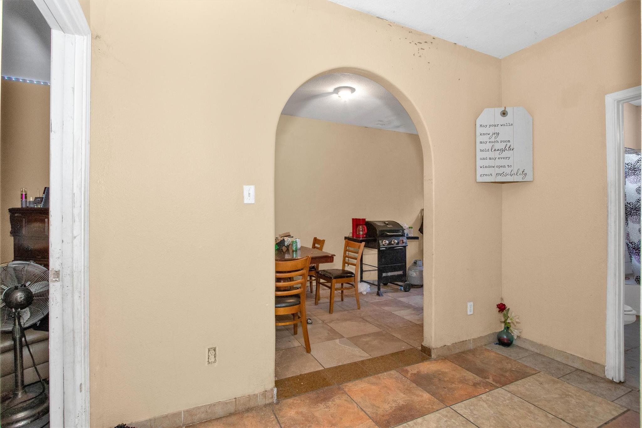 3316 Love Plaza