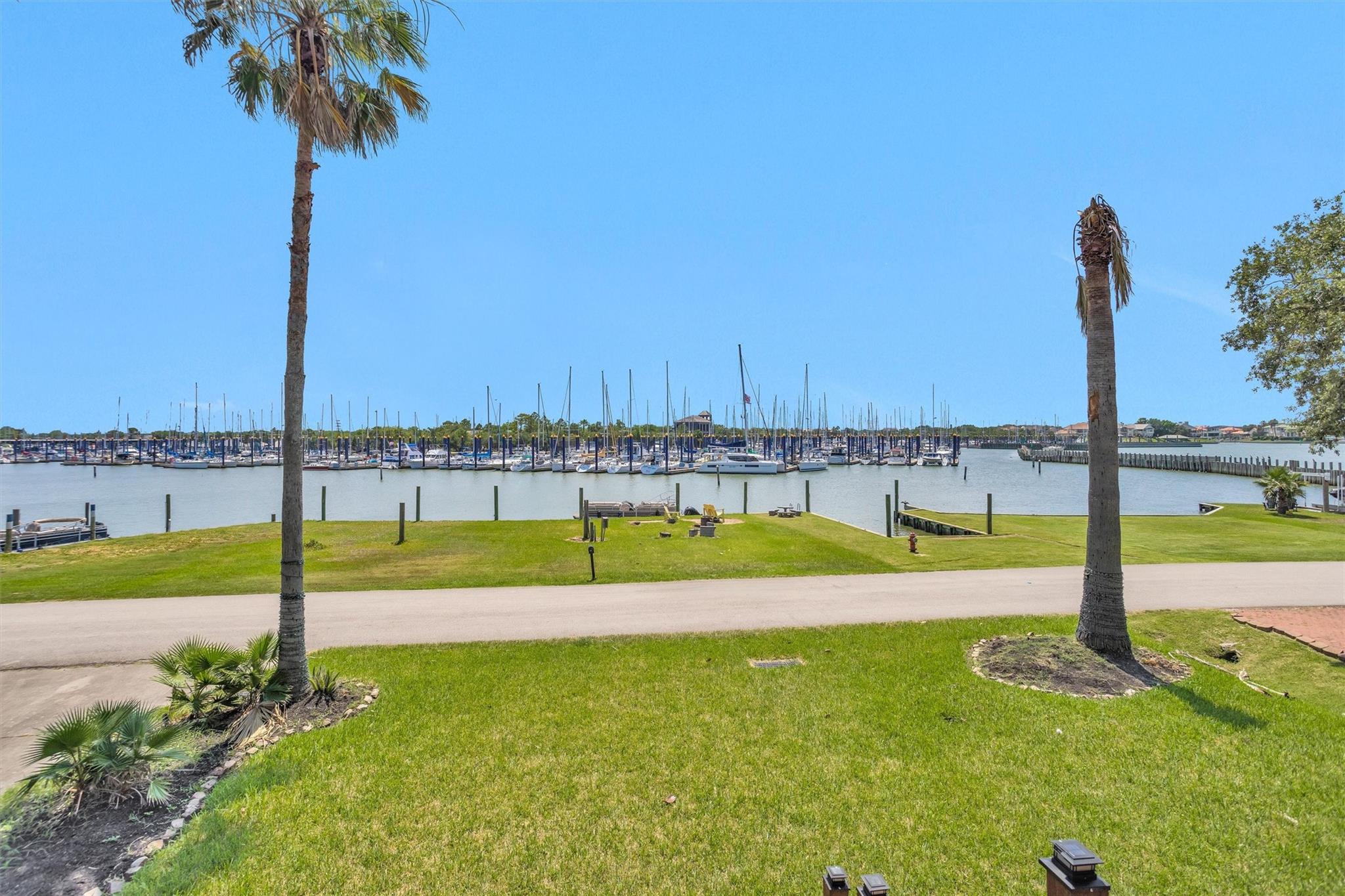 319 W Shore Drive