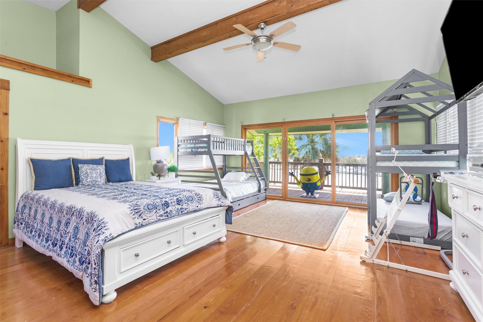 319 W Shore Drive