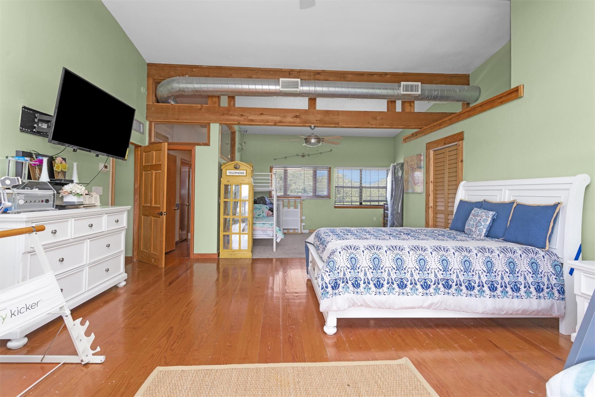 319 W Shore Drive