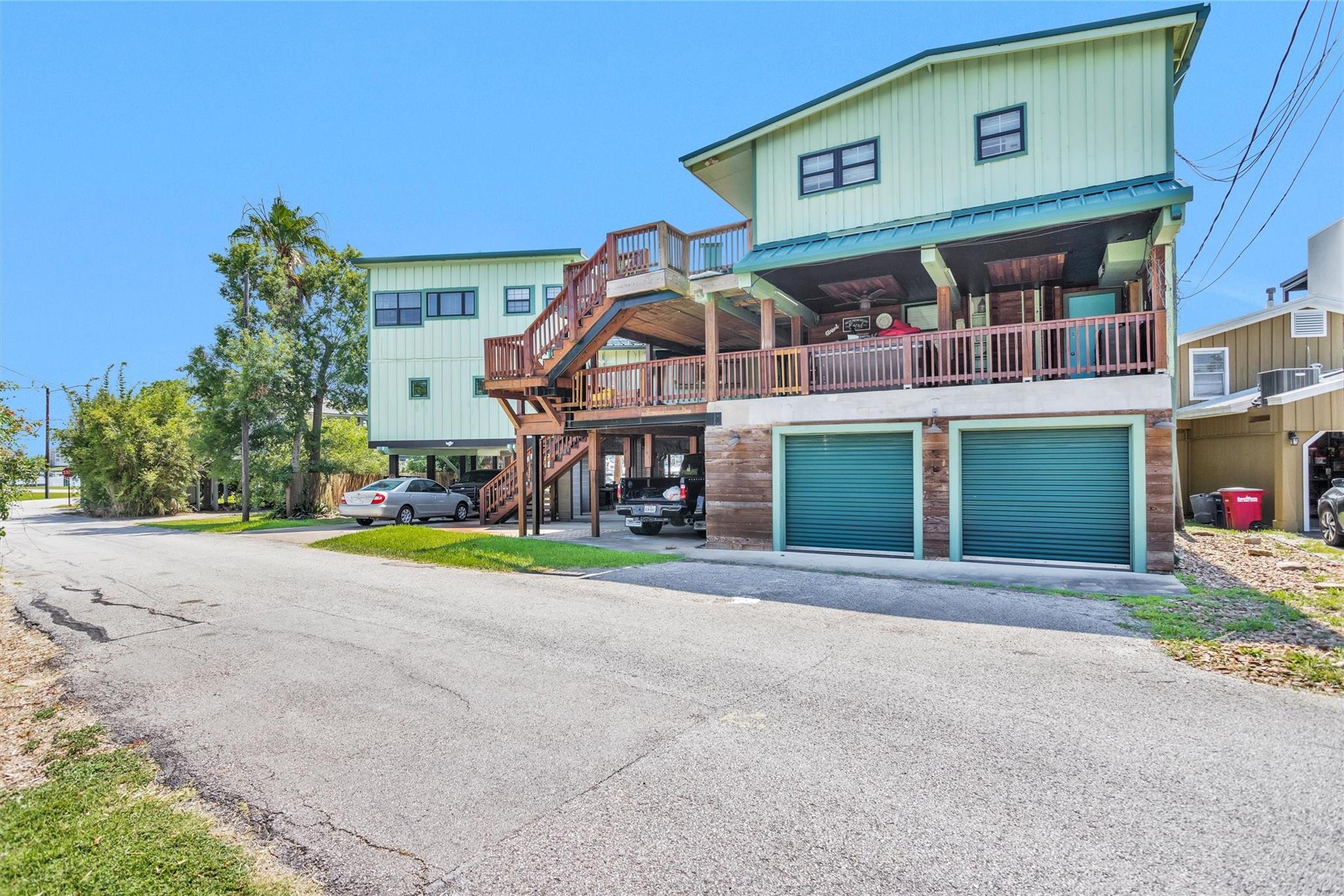 319 W Shore Drive