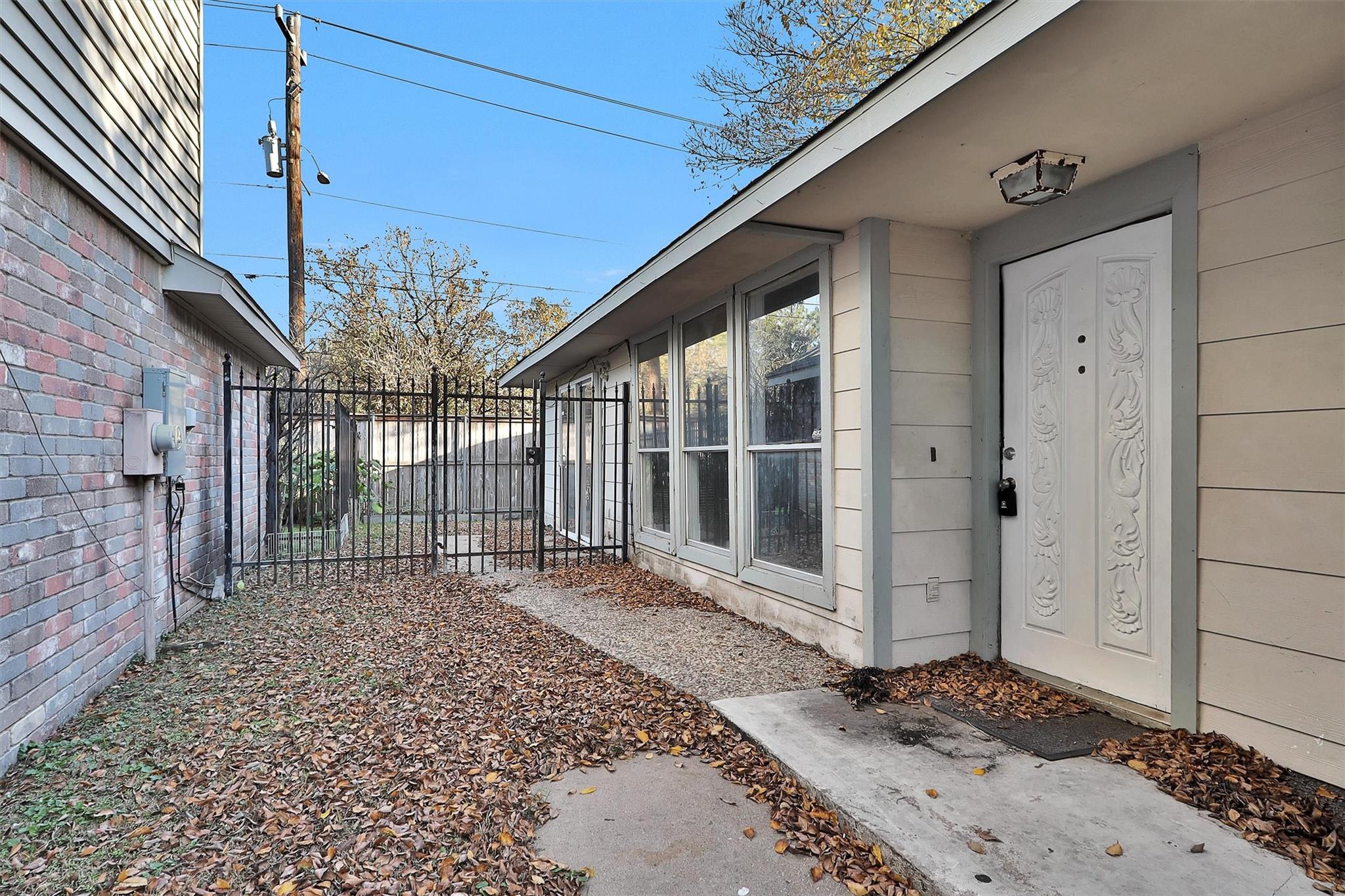 12443 S Rachlin Circle