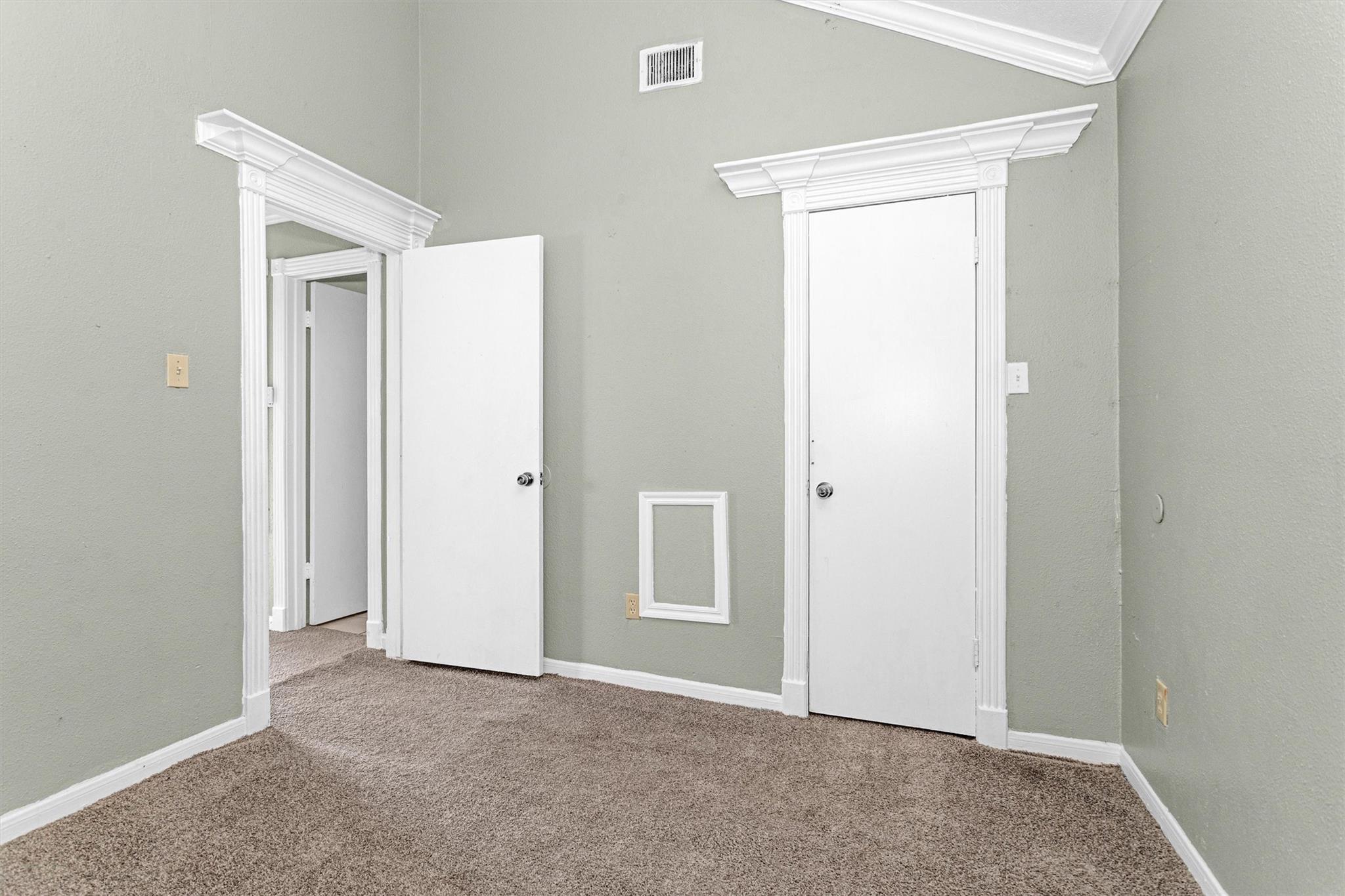 12443 S Rachlin Circle