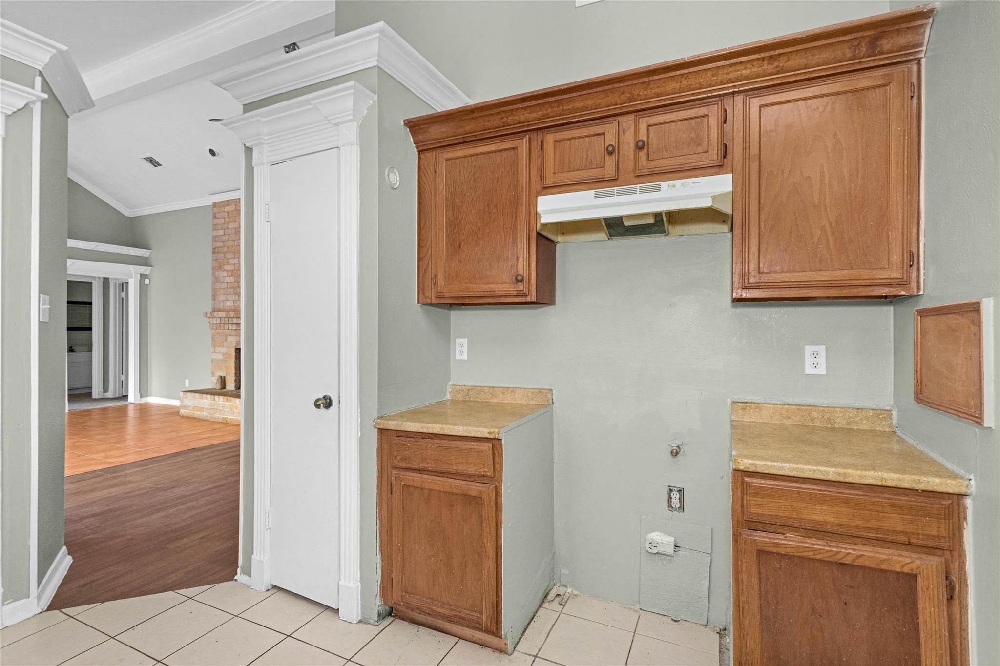 12443 S Rachlin Circle