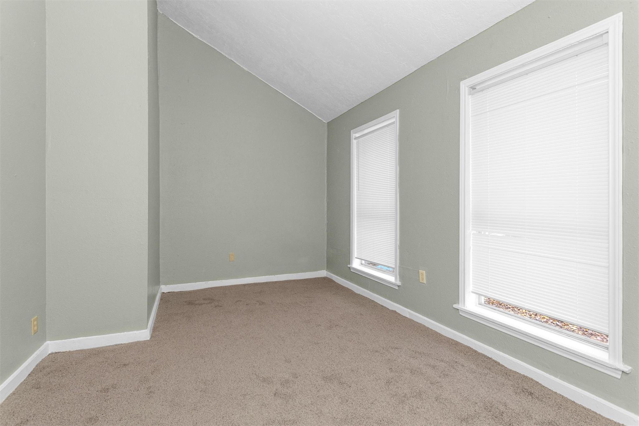 12443 S Rachlin Circle