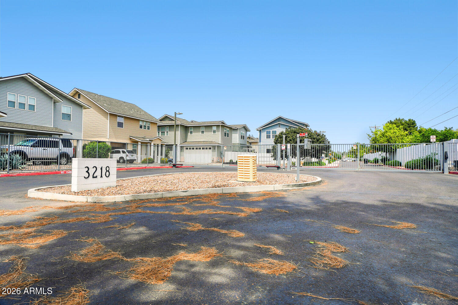 3218 W GLENDALE Avenue 24