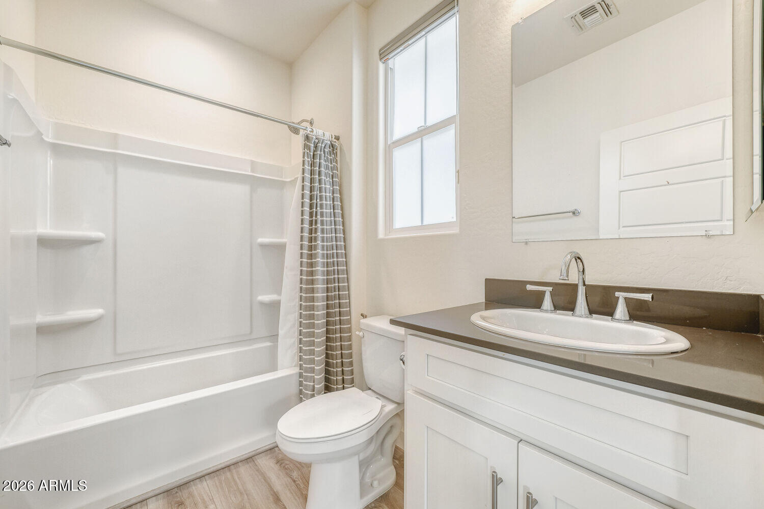 3218 W GLENDALE Avenue 24