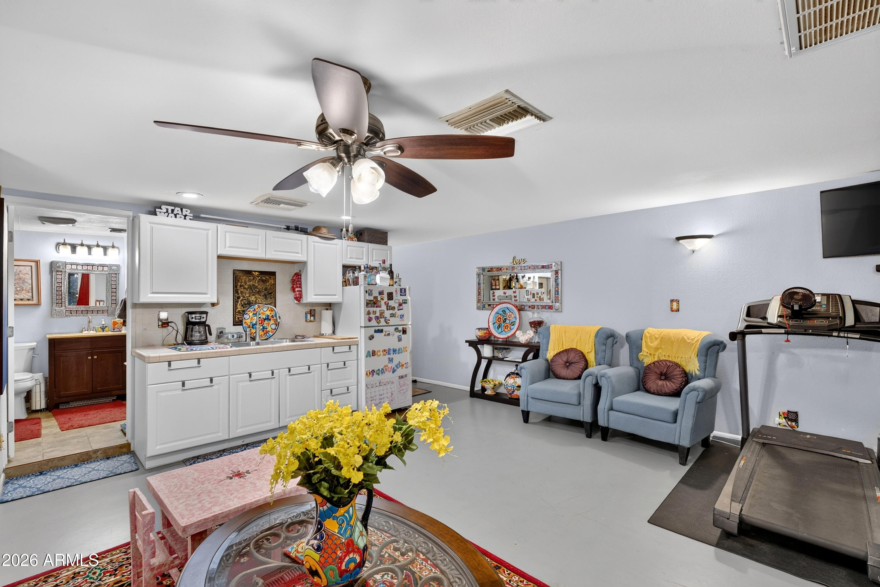 13817 N 10TH Place