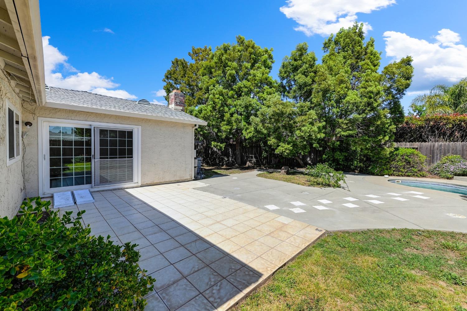 9447 Fire King Court