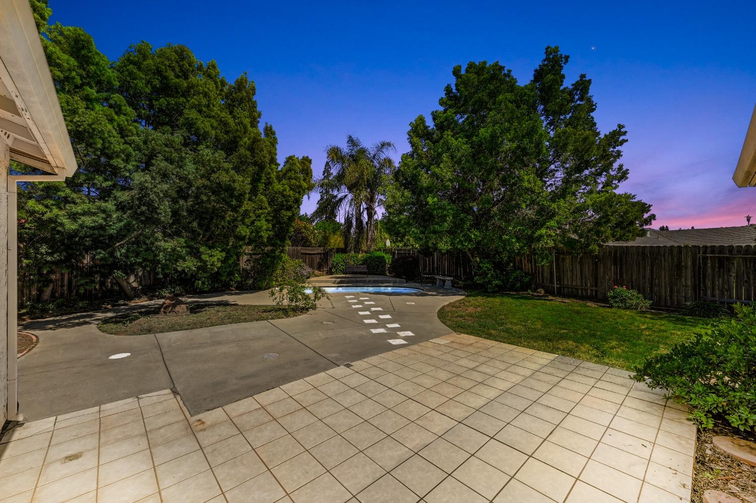 9447 Fire King Court
