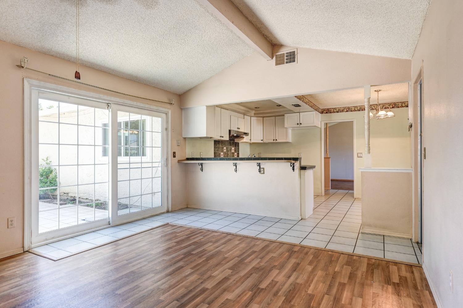 9447 Fire King Court