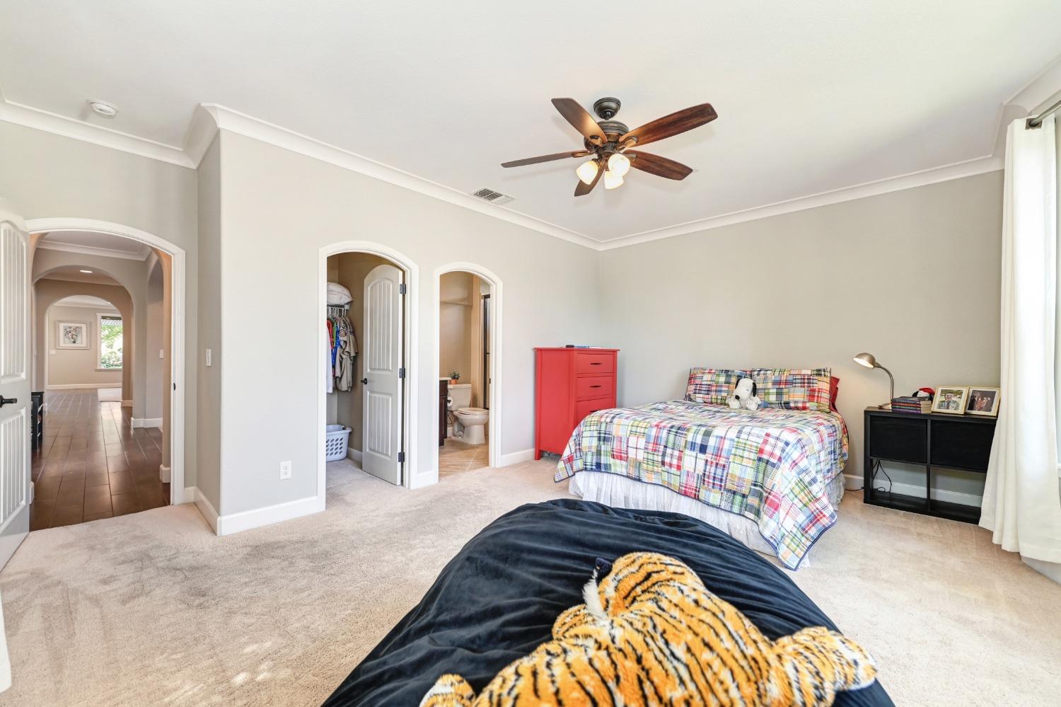 12433 Kibbie Lake Way