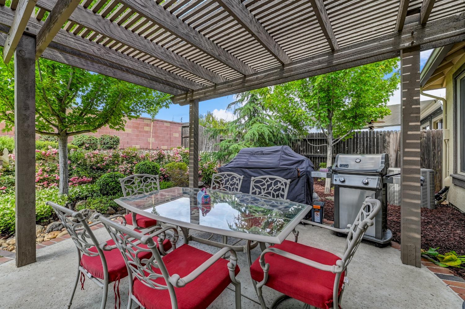12433 Kibbie Lake Way
