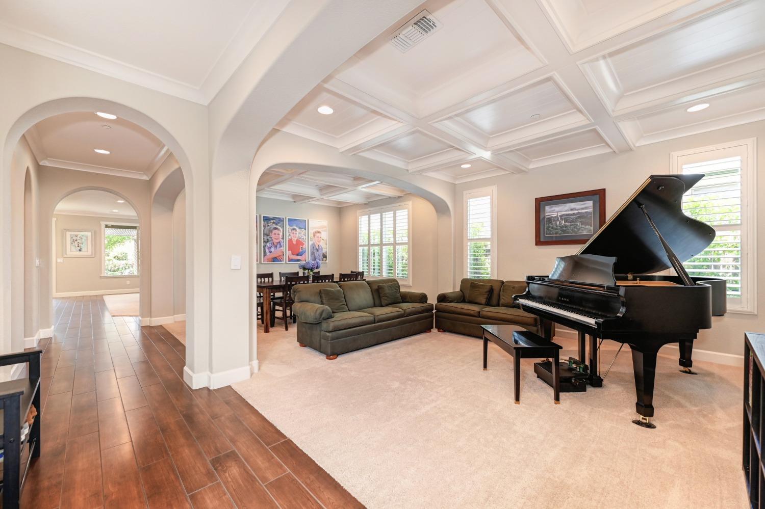 12433 Kibbie Lake Way