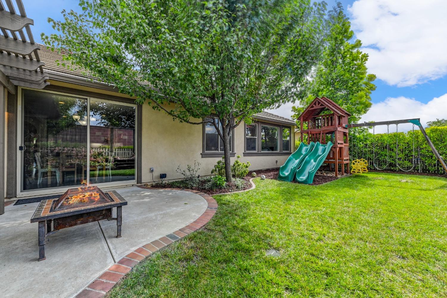 12433 Kibbie Lake Way