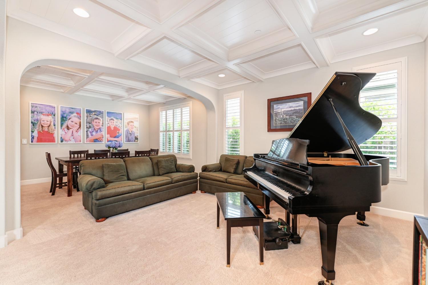 12433 Kibbie Lake Way