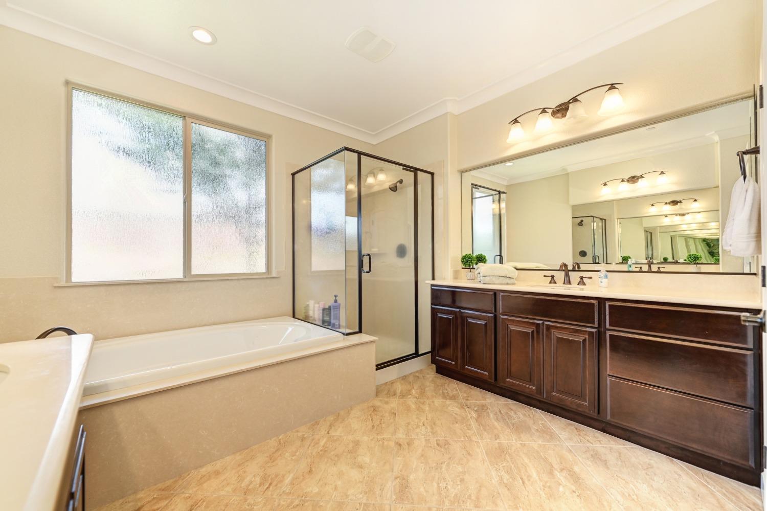12433 Kibbie Lake Way