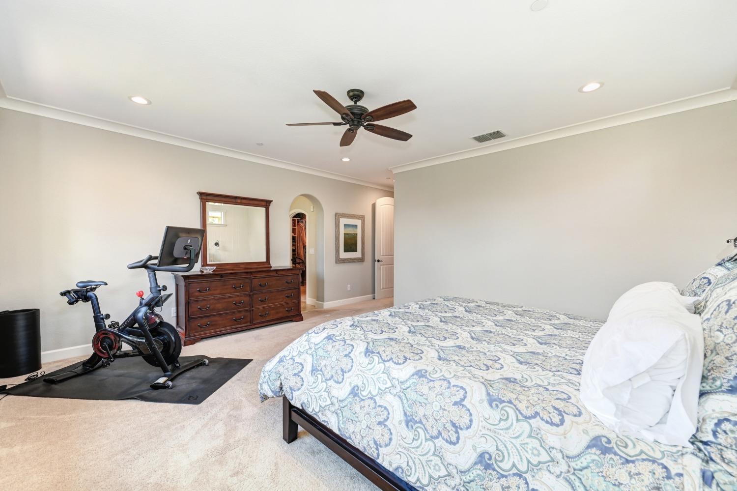 12433 Kibbie Lake Way