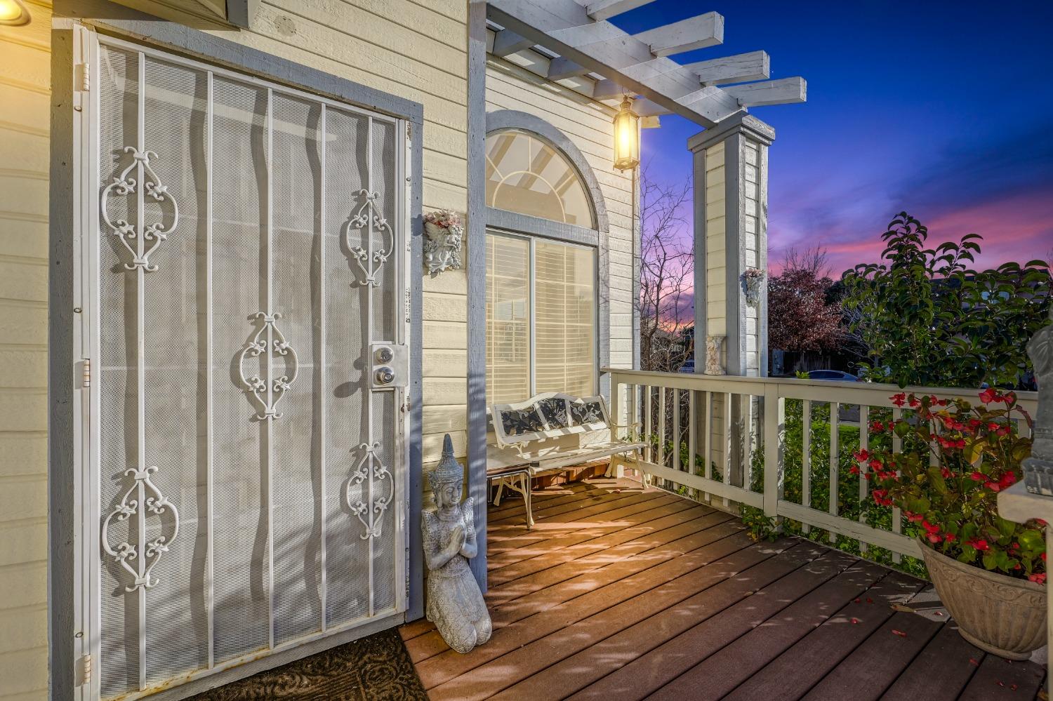 136 Creekside Circle