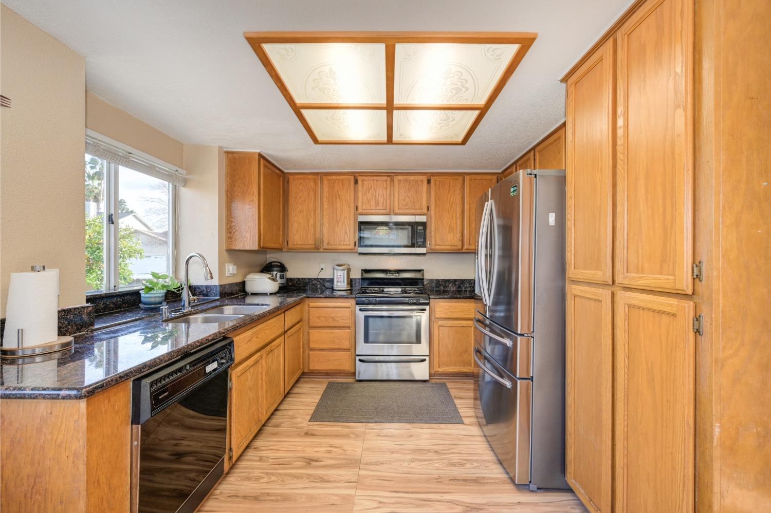 136 Creekside Circle