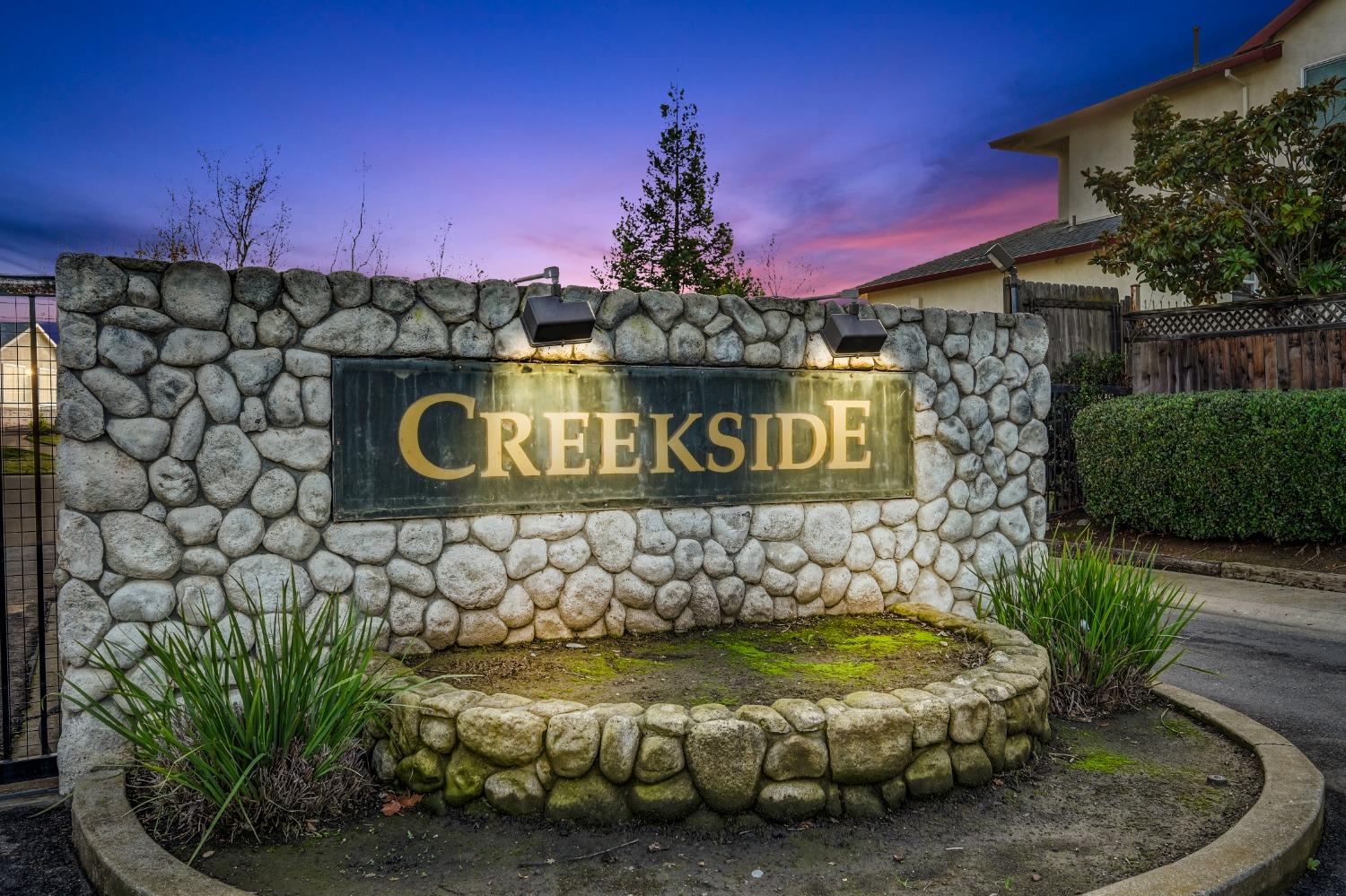136 Creekside Circle