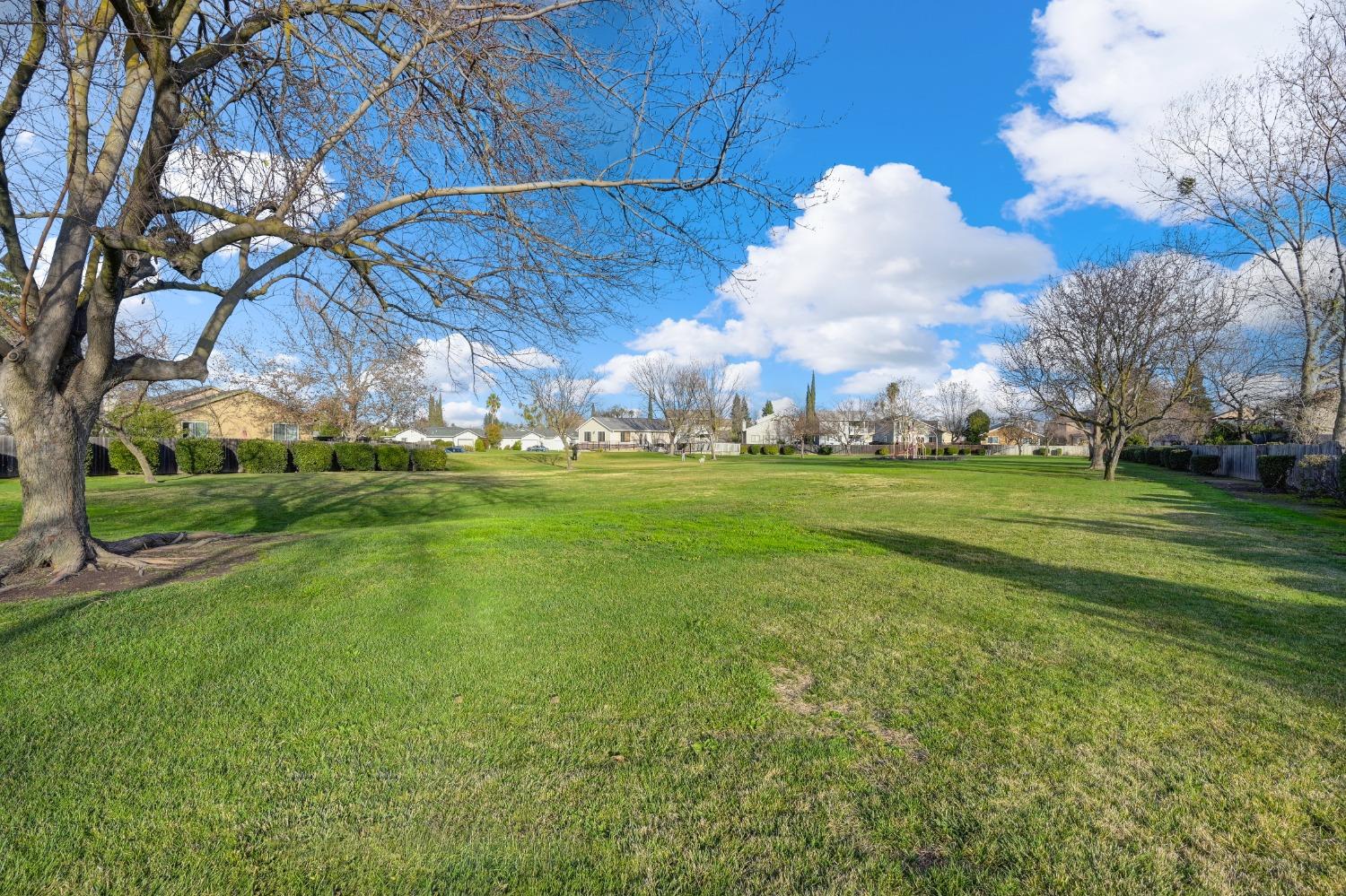 136 Creekside Circle