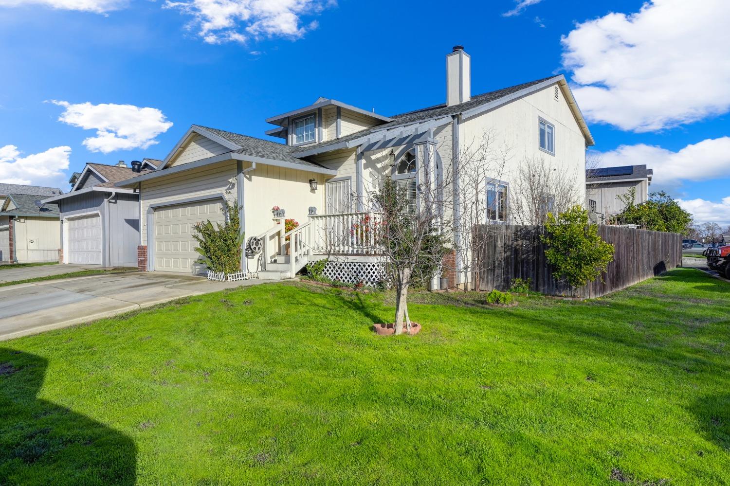 136 Creekside Circle