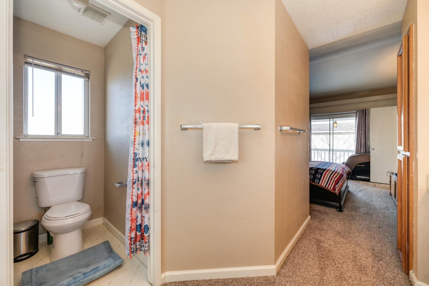 136 Creekside Circle
