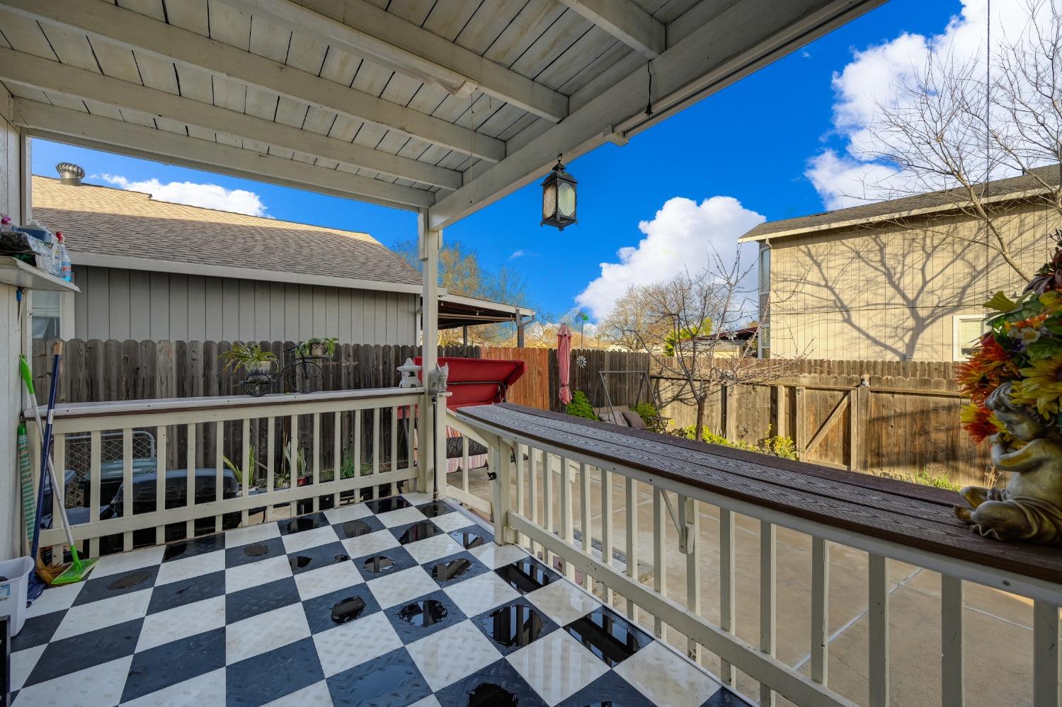 136 Creekside Circle