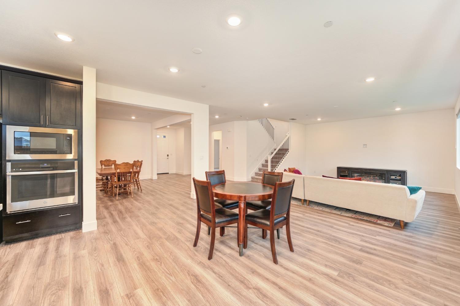 12778 Montbrook Way