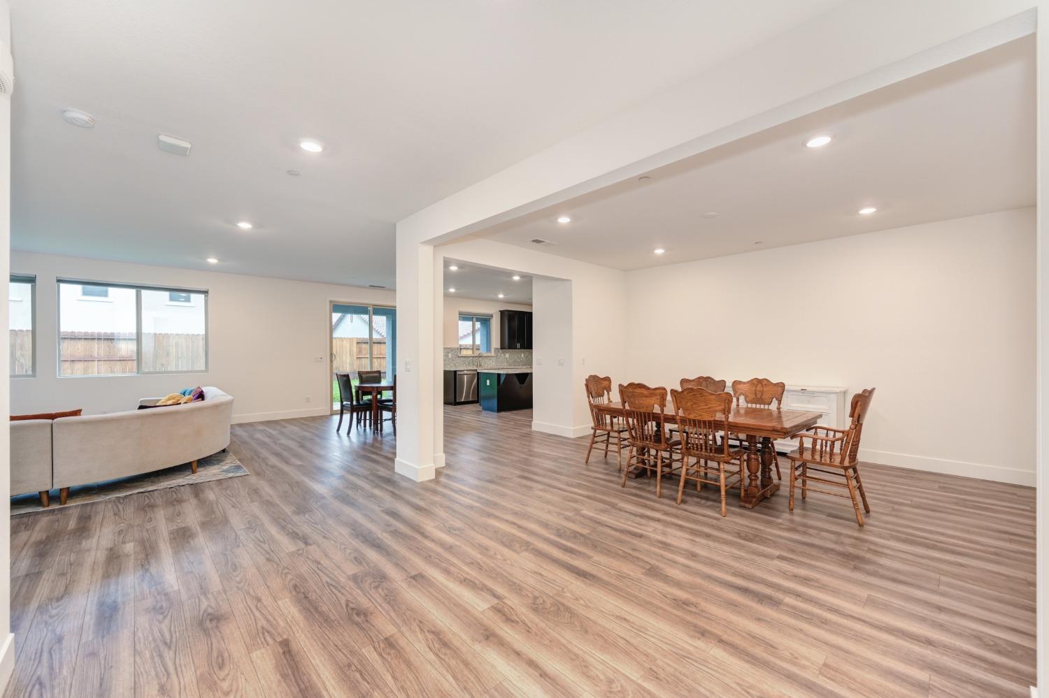 12778 Montbrook Way