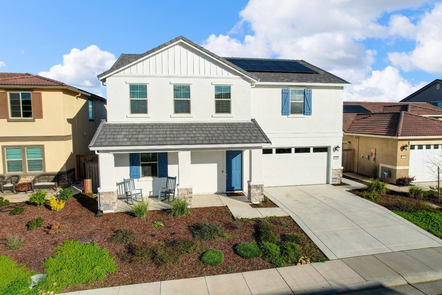 12889 Knightsbrook Avenue