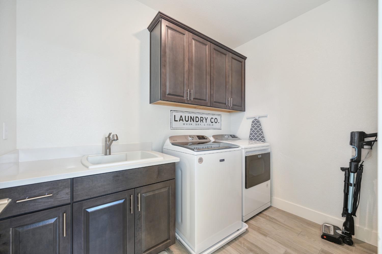 12889 Knightsbrook Avenue