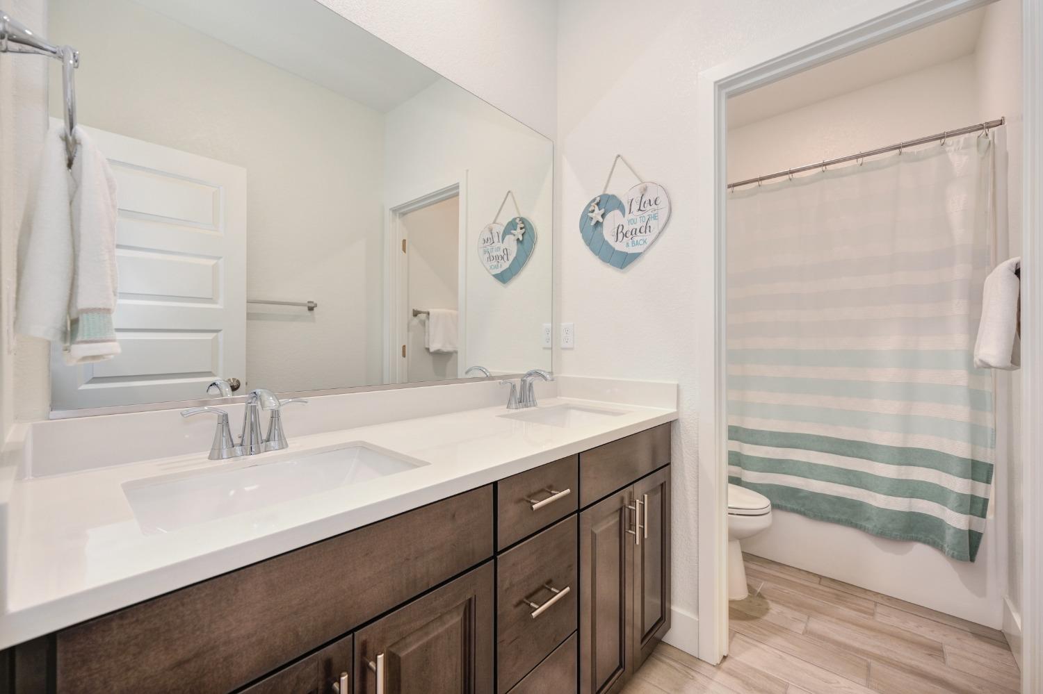 12889 Knightsbrook Avenue