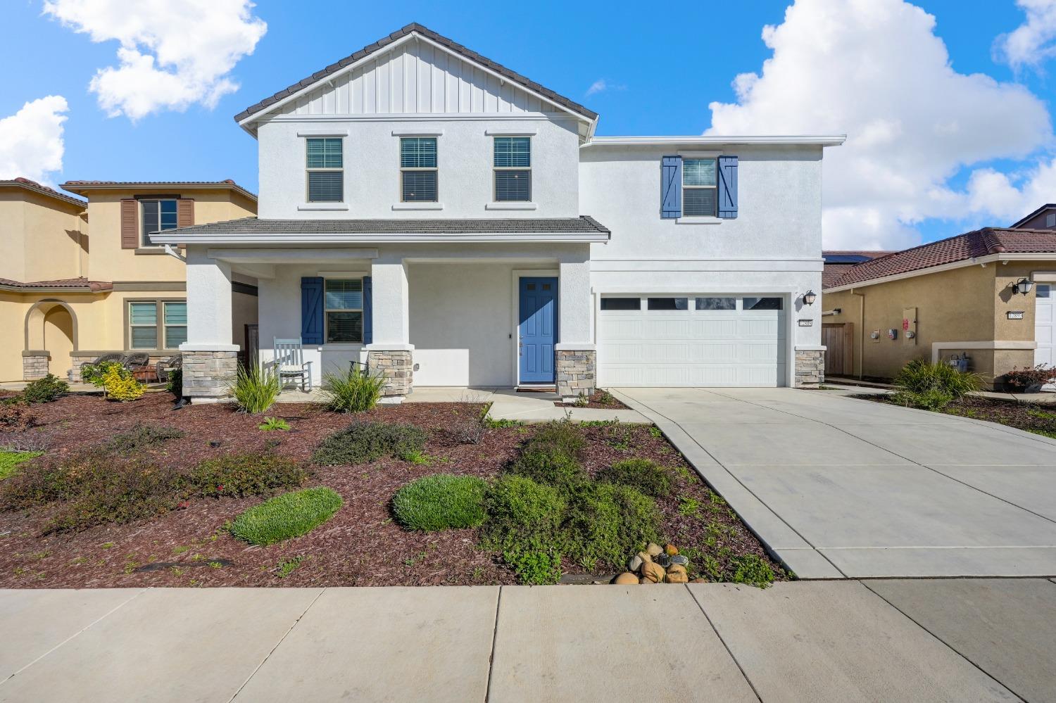 12889 Knightsbrook Avenue