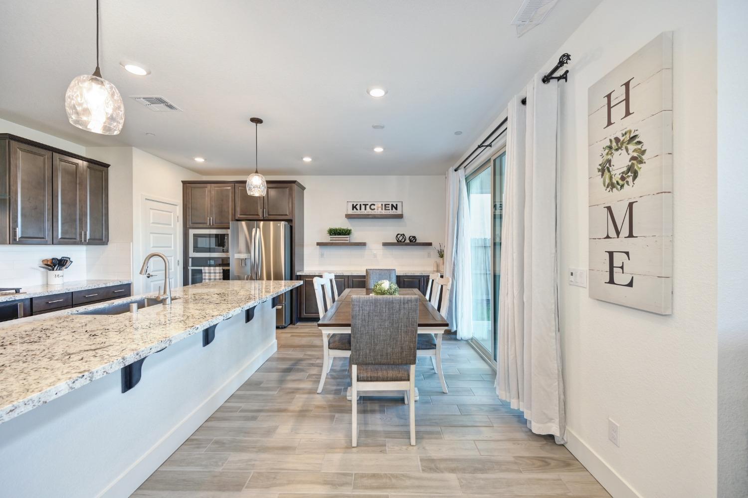 12889 Knightsbrook Avenue