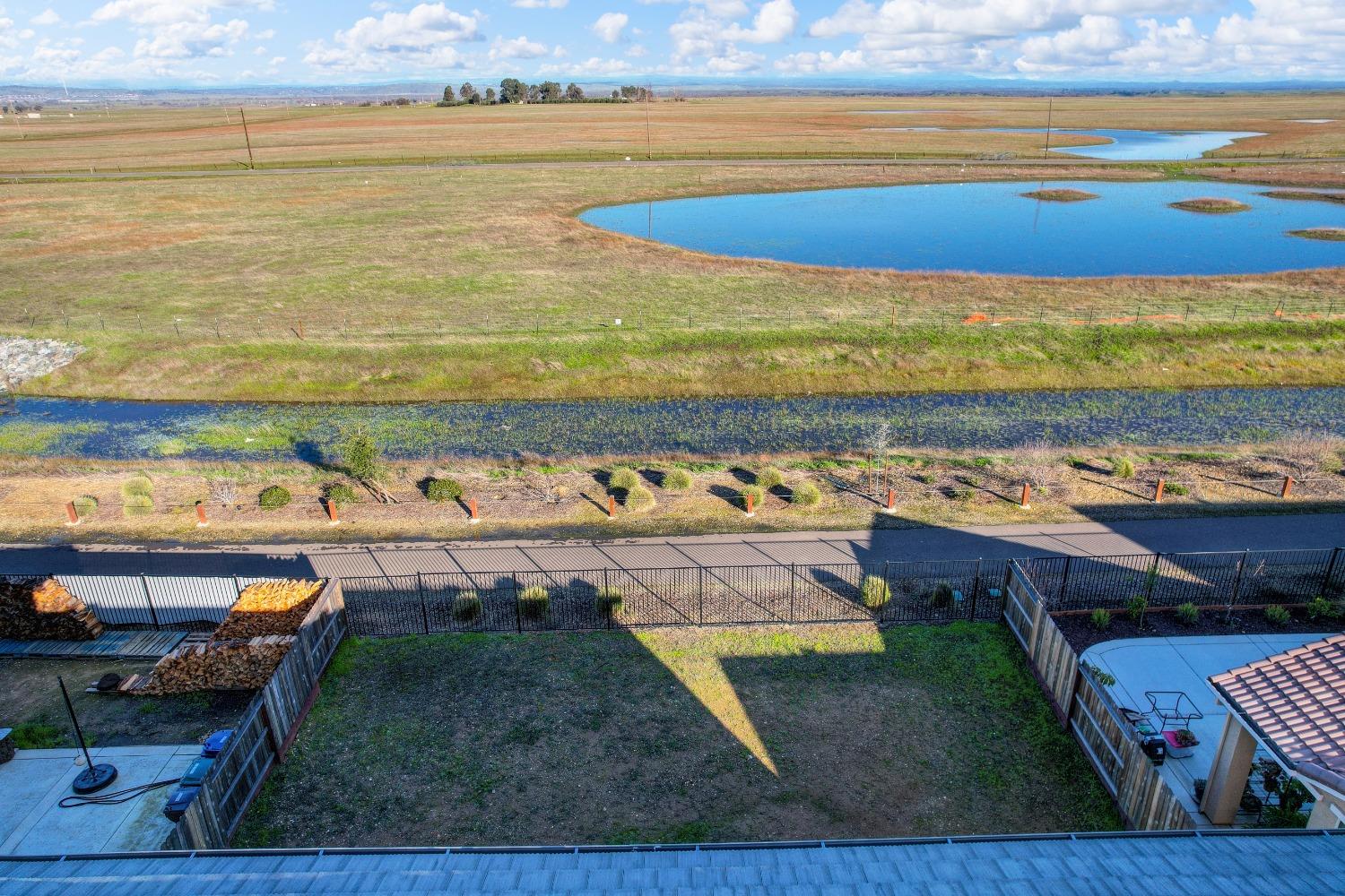 12889 Knightsbrook Avenue