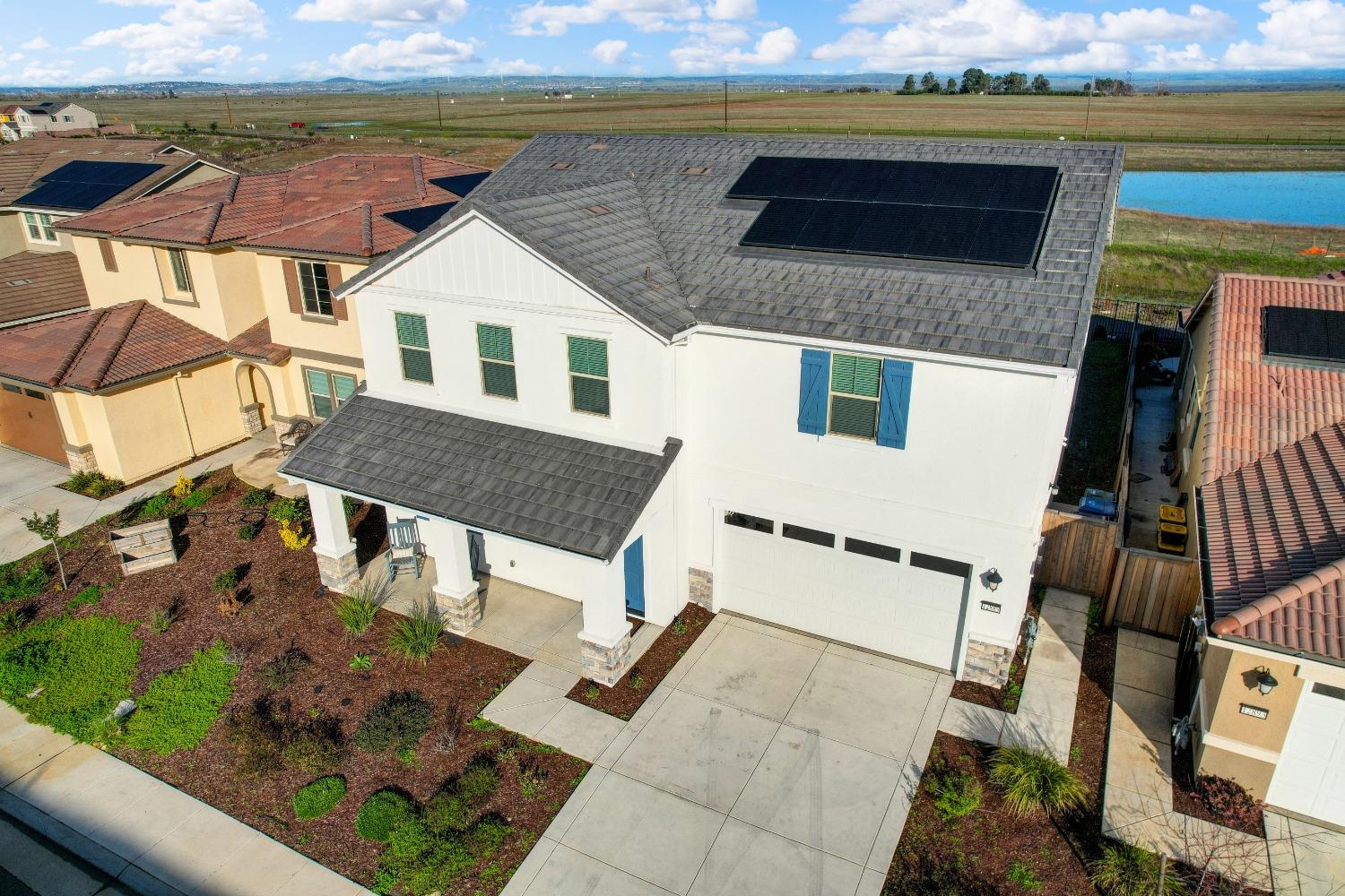 12889 Knightsbrook Avenue