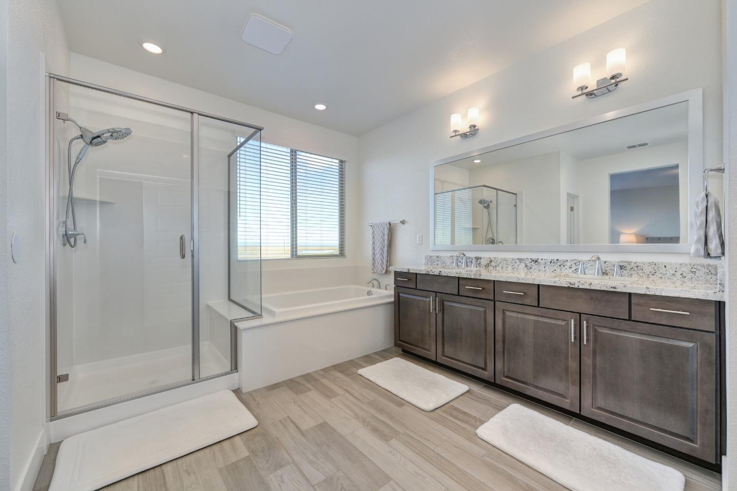 12889 Knightsbrook Avenue