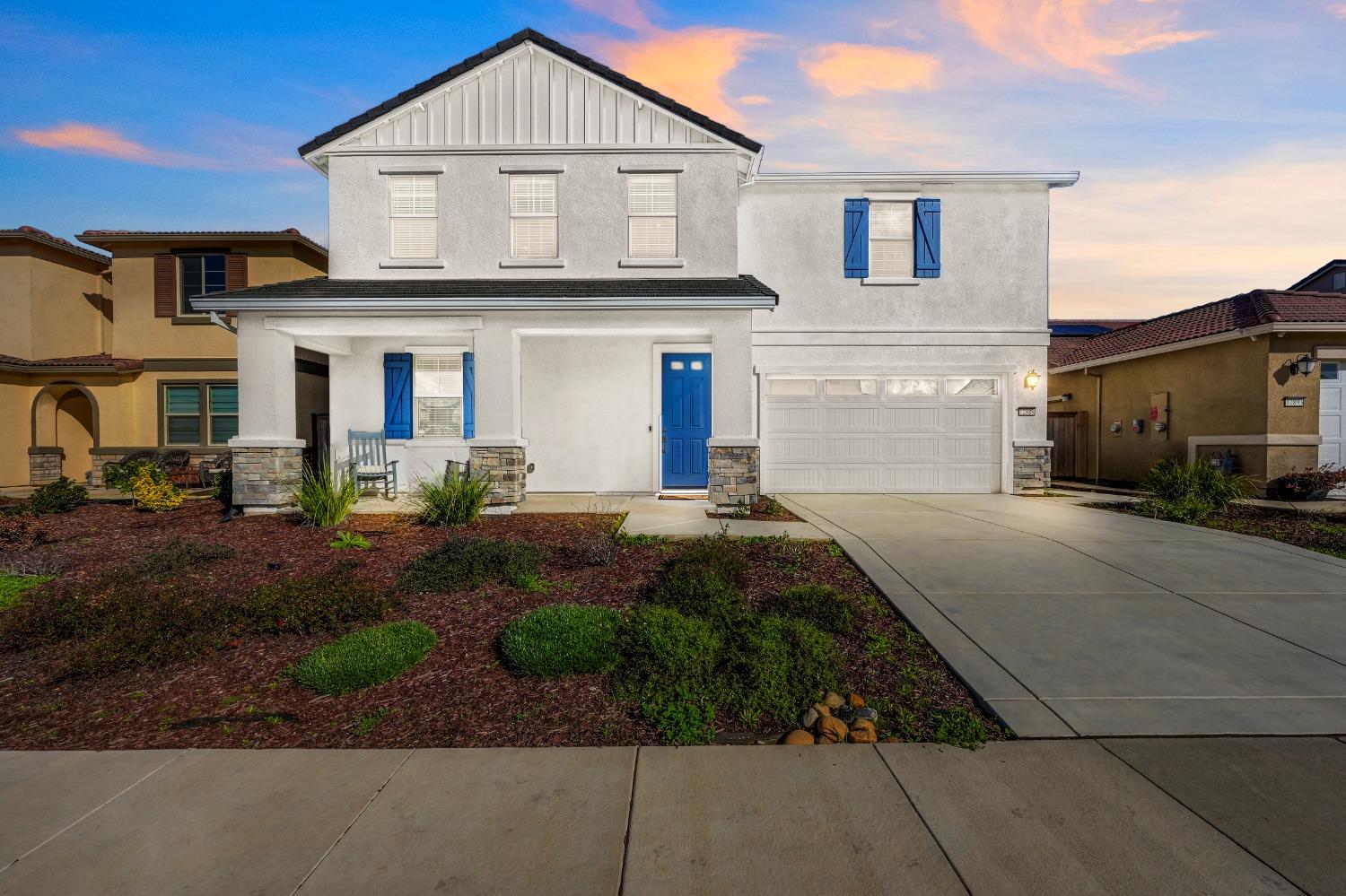 12889 Knightsbrook Avenue