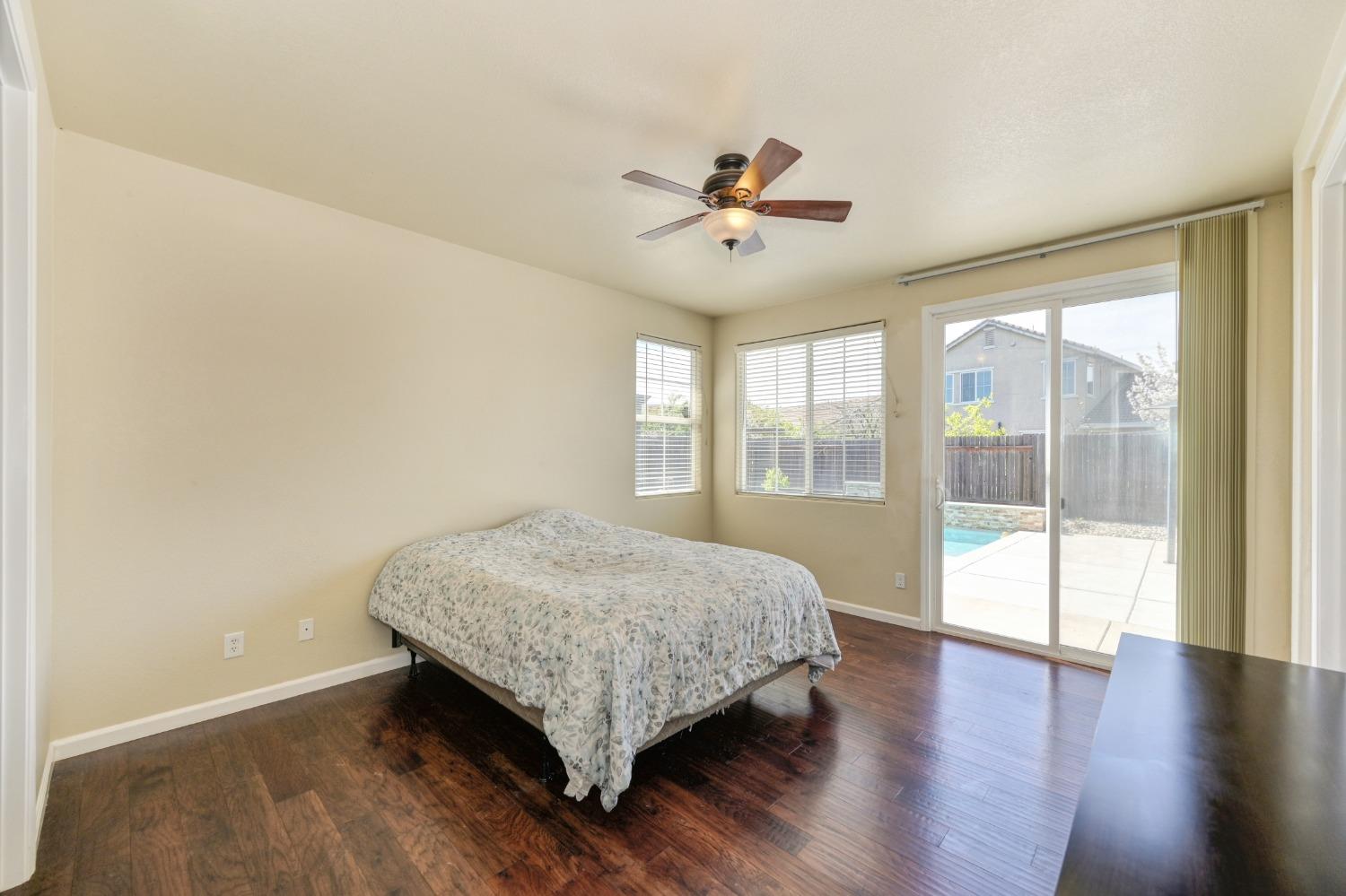 12409 Pawcatuck Way