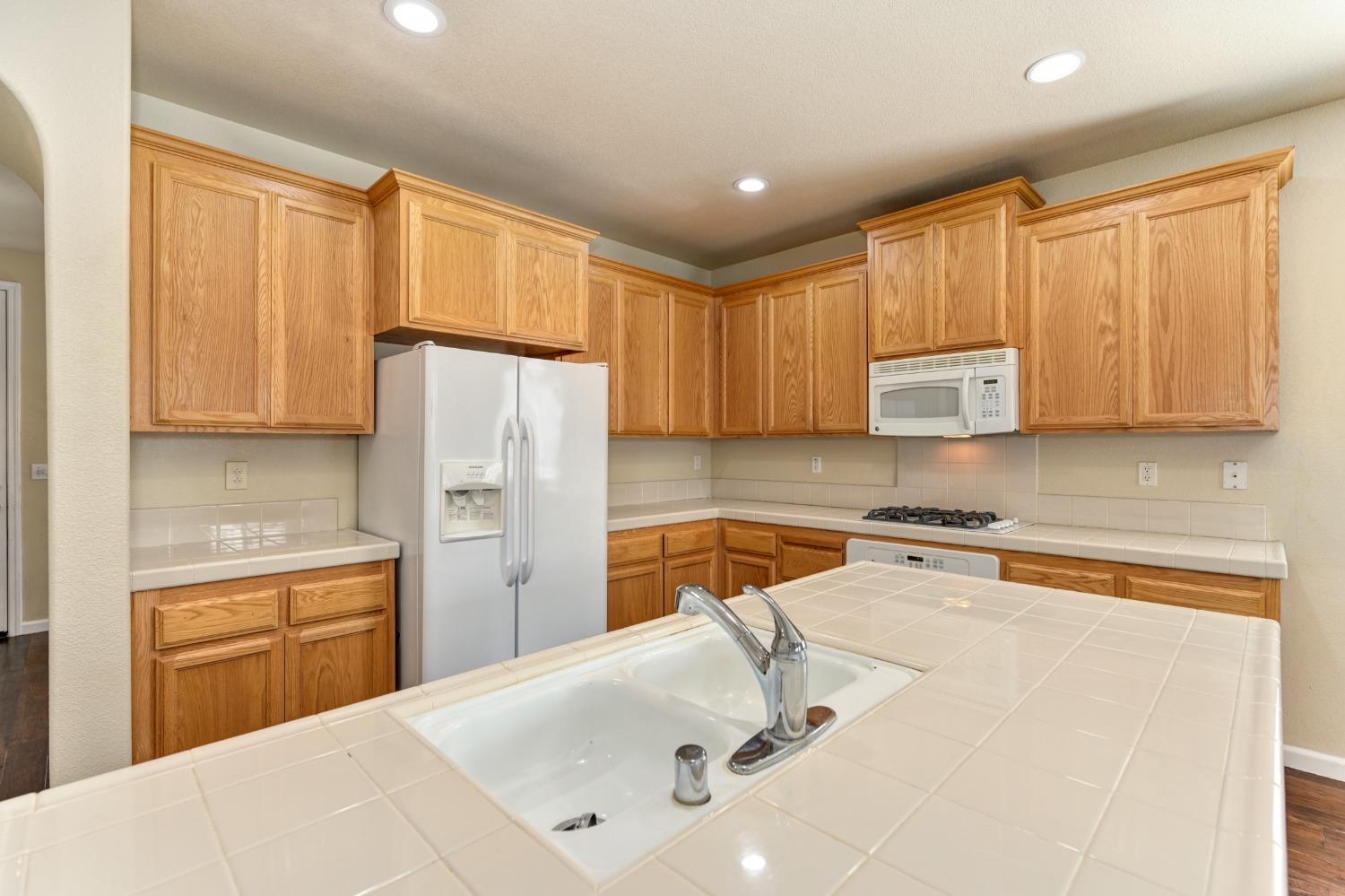 12409 Pawcatuck Way