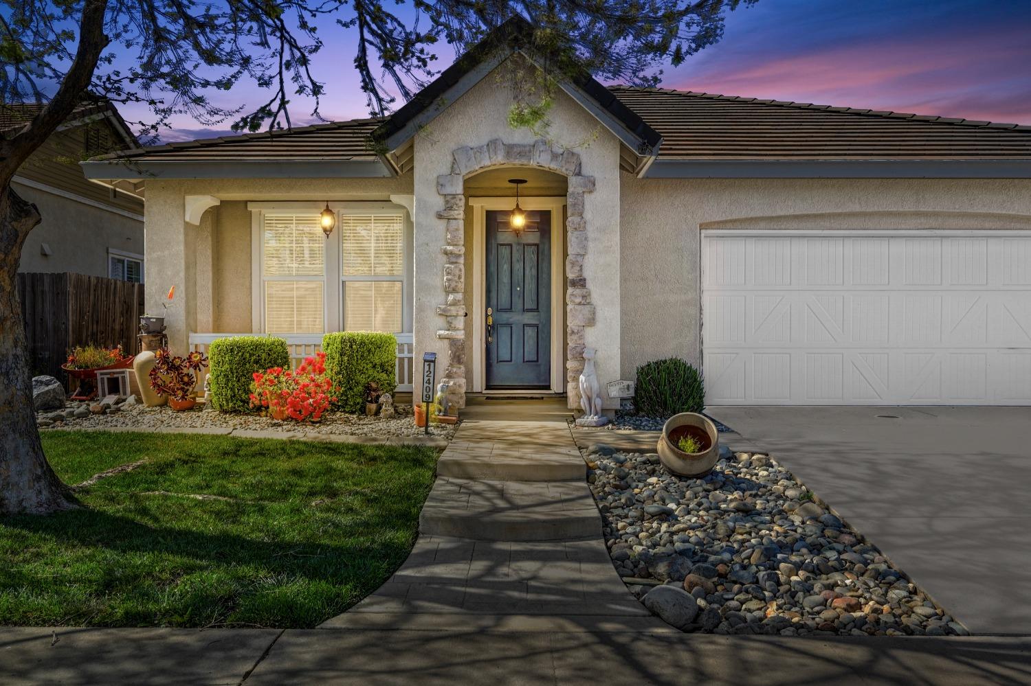12409 Pawcatuck Way